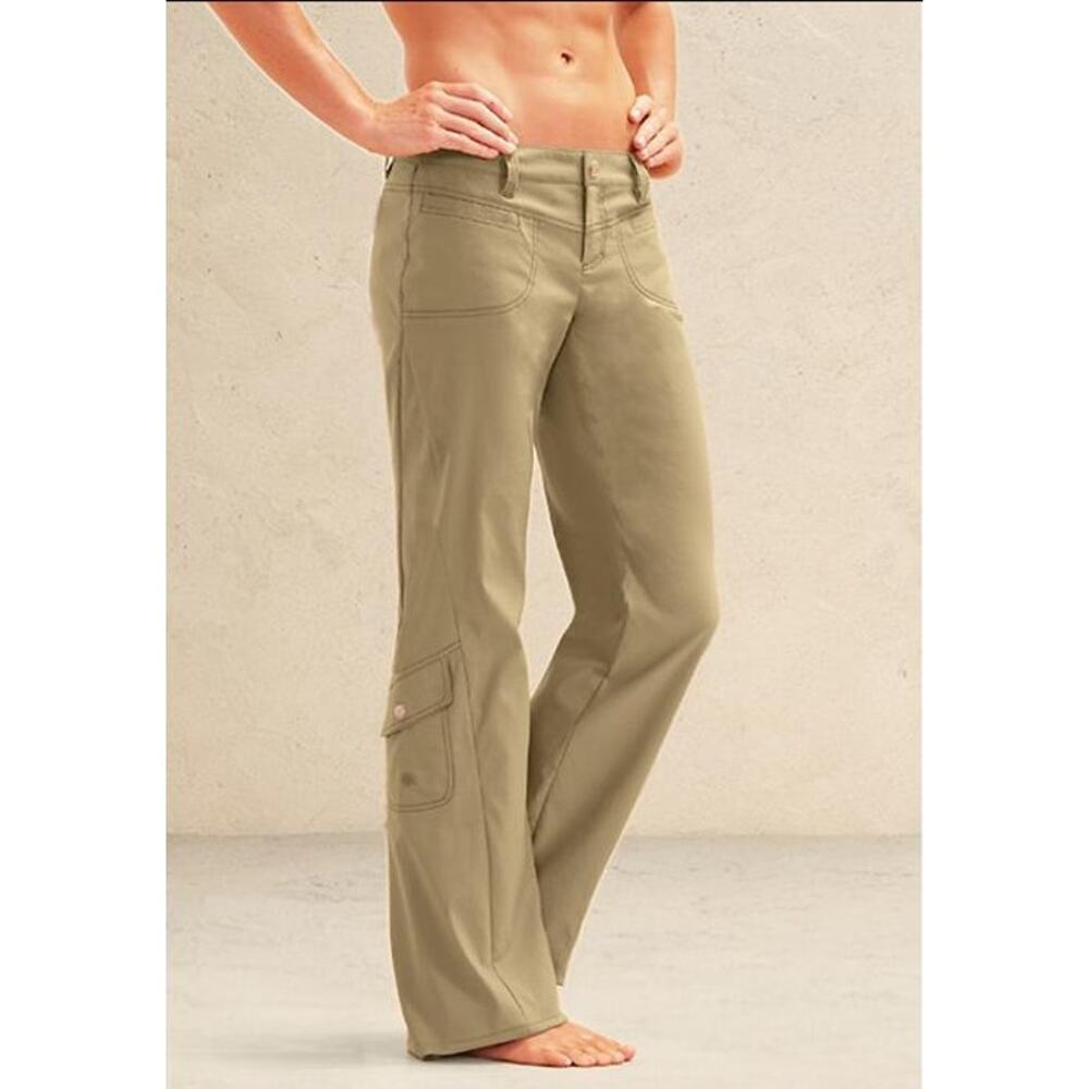 ATHLETA Dipper Low Rise Cargo Pants Womens 10 Tan Boot Cut Hiking Gorpcore